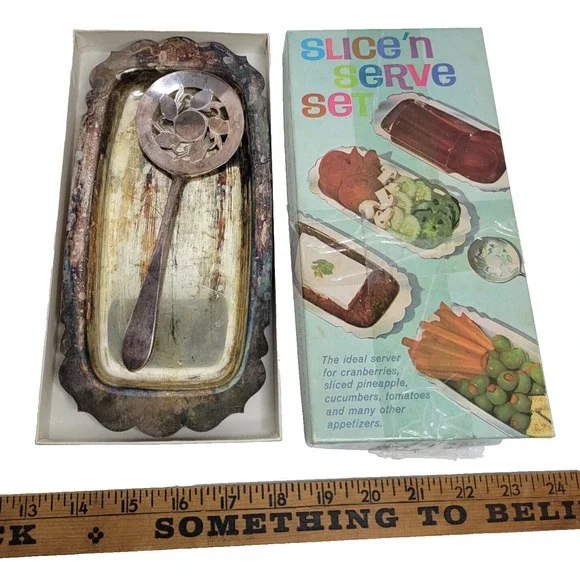 WM Rogers Silverplate Slice 'n Serve Set in Original Box Vintage 1960's - Picture 1 of 9